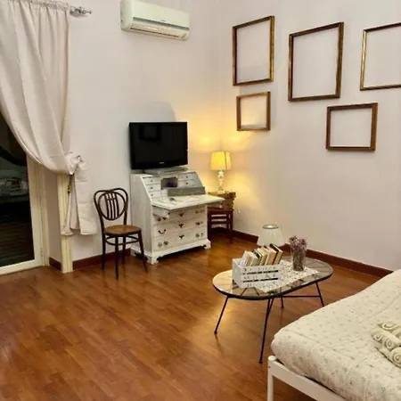 Apartment Domus Naples